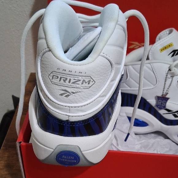 Reebok White and Blue Athletic Shoes - Picture 4 of 12